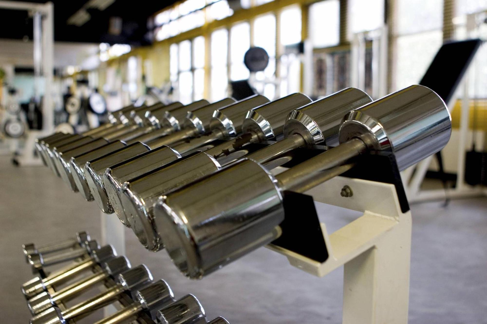 Le Meridien City Centre Bahrain Μανάμα Εξωτερικό φωτογραφία A dumbbell rack